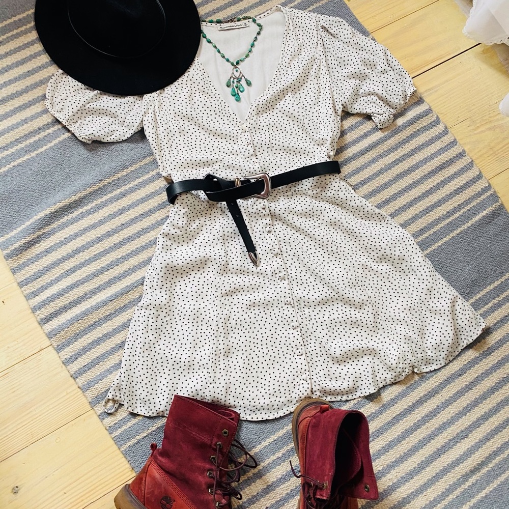 White polka dot  Abercrombie & Fitch dress(NWOT)
